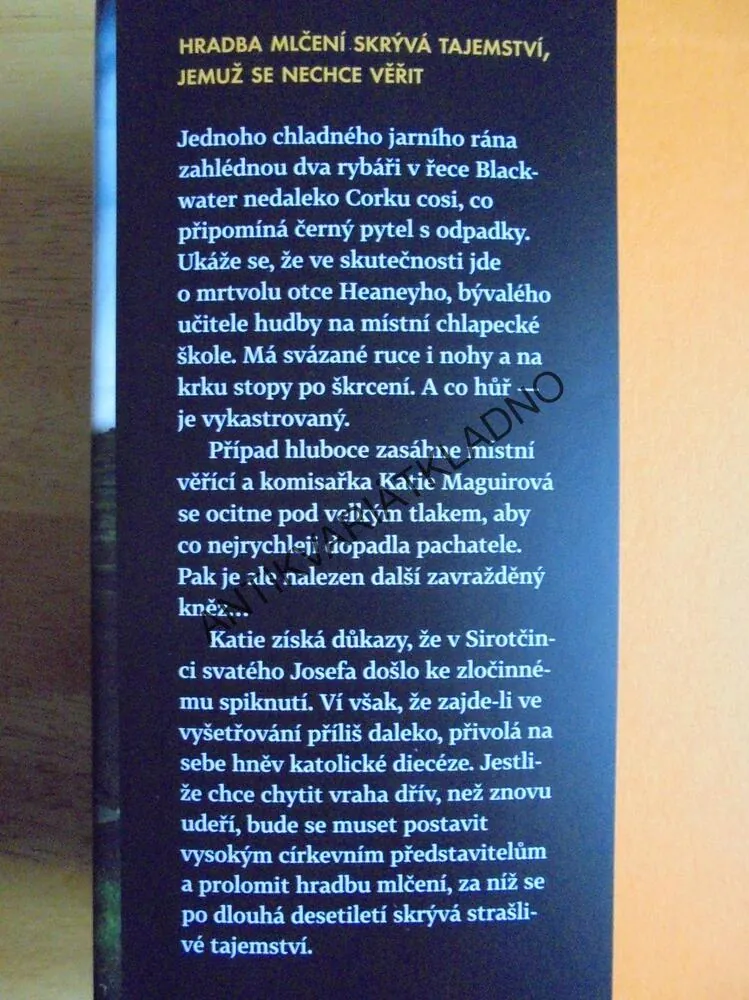 ROZBITÍ ANDĚLÉ, GRAHAM MASTERTON,