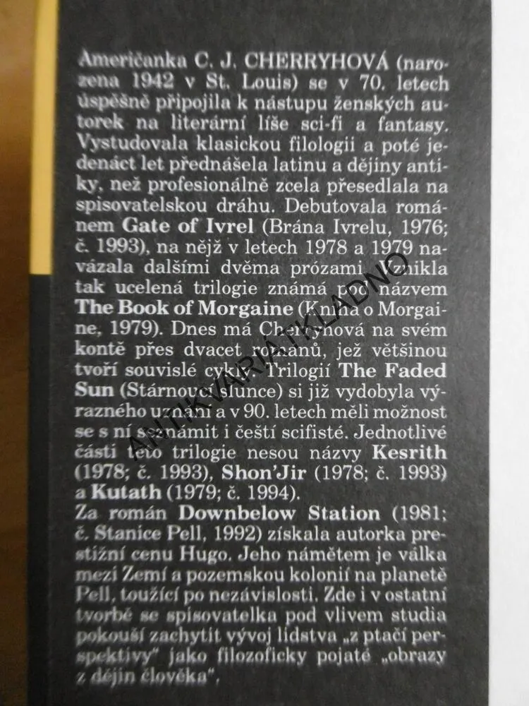 KUKAČČÍ VEJCE, CAROLYN JANICE CHERRYHOVÁ, **an