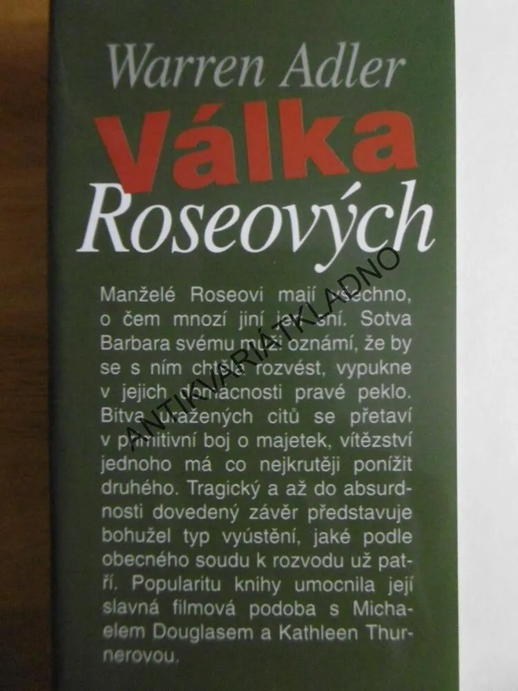 VÁLKA ROSEOVÝCH, WARREN ADLER, **an