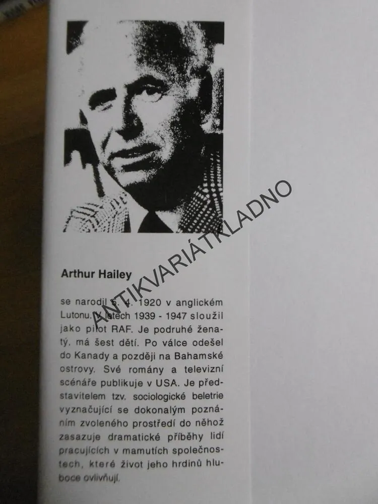ÚČINNÝ LÉK, ARTHUR HAILEY, **an