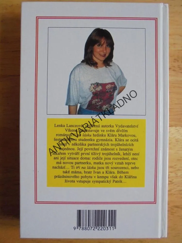 TŘI NA LÁSKU, LENKA LANCZOVÁ,**an