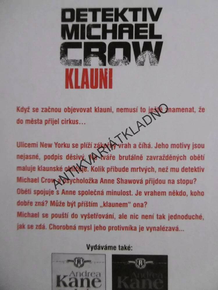 DETEKTIV MICHAEL CROW, KLAUNI, IAN DACHS, **an