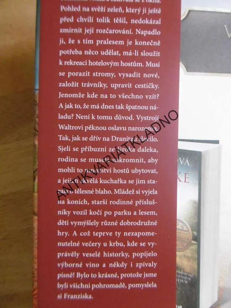 VENKOVSKÉ SÍDLO, ANNE JACOBSOVÁ, ČASY SE MĚNÍ, PANSKÝ DŮM, **an
