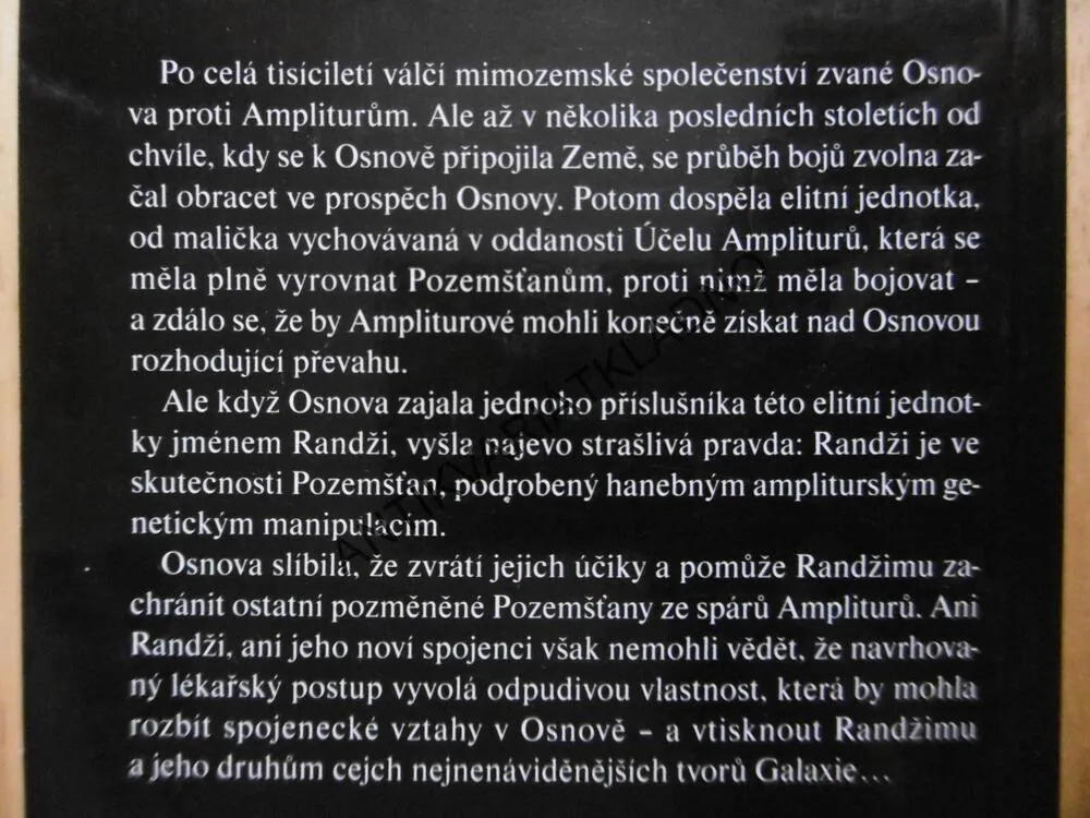 LŽIVÉ ZRCADLO, ALAN DEAN FOSTER, **an