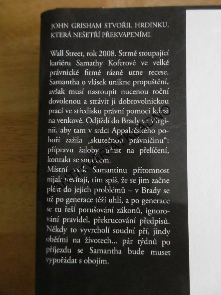 GRAYOVA HORA, JOHN GRISHAM, **an