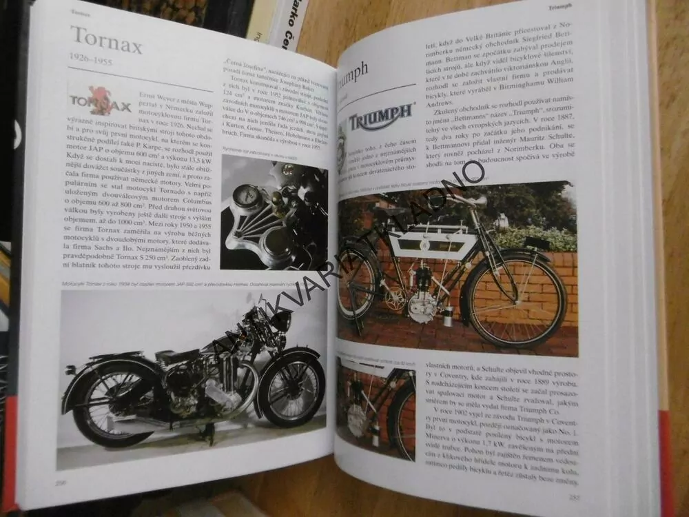 ENCYKLOPEDIE MOTOCYKLY, MIRCO DE CET,, **an