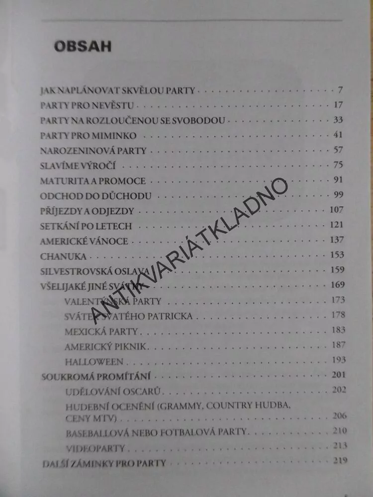 1001 NÁPADŮ NA SKVĚLOU PARTY, PENNY WARNER, **an