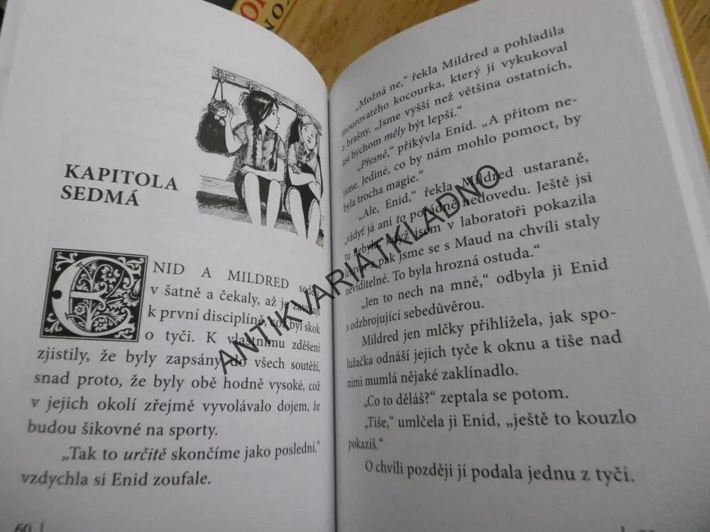ČARODĚJNICE ŠKOLOU POVINNÉ, MILDRED OPĚT ZASAHUJE, JILL MURPHYOVÁ, **an