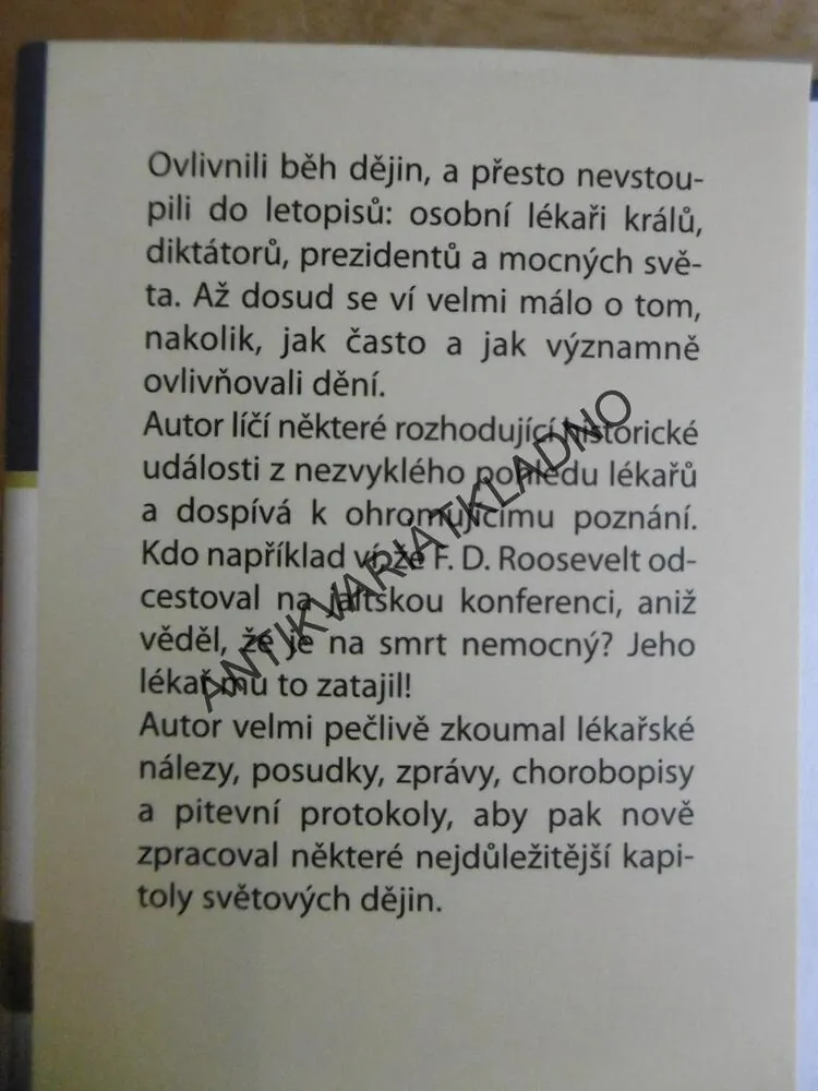 SKRYTÍ VLÁDCI, PHILIPP VANDENBERG, **an