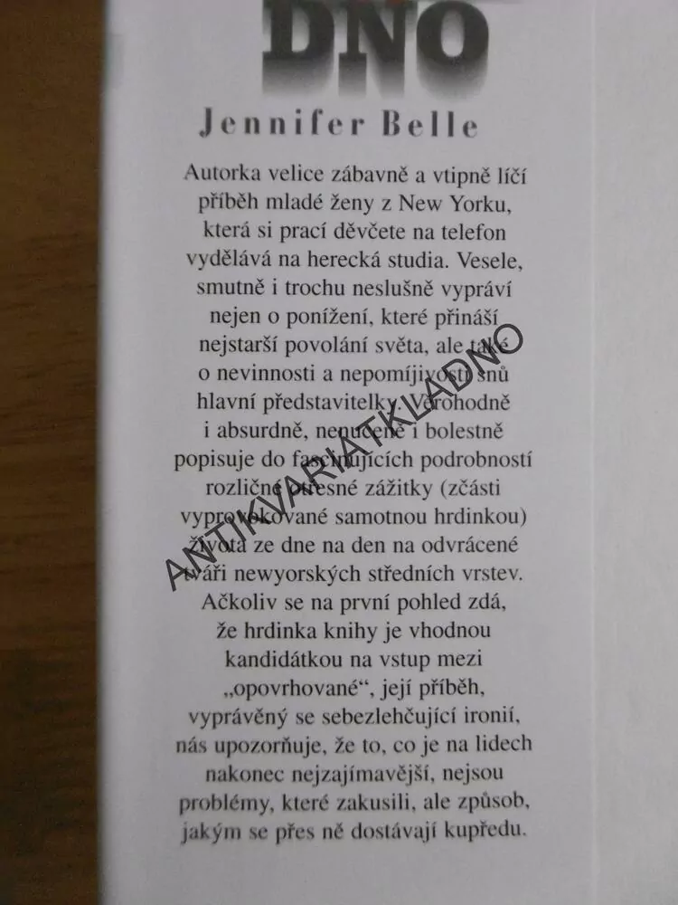 AŽ NA DNO, JENNIFER BELLE, **an