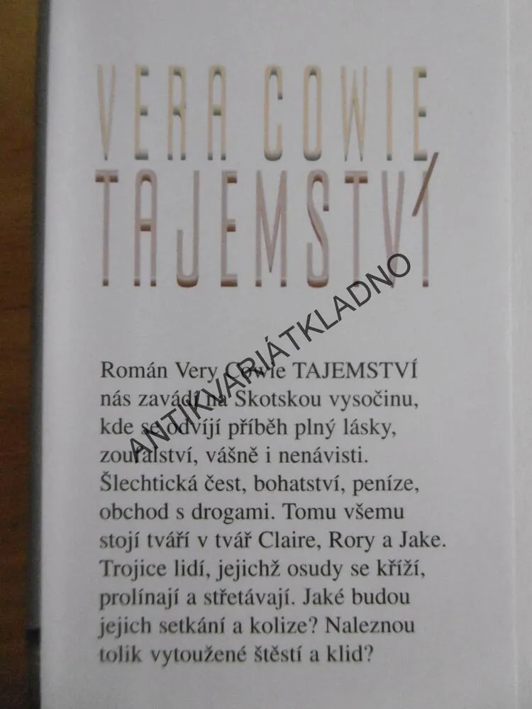 TAJEMSTVÍ, VERA COWIE, **an