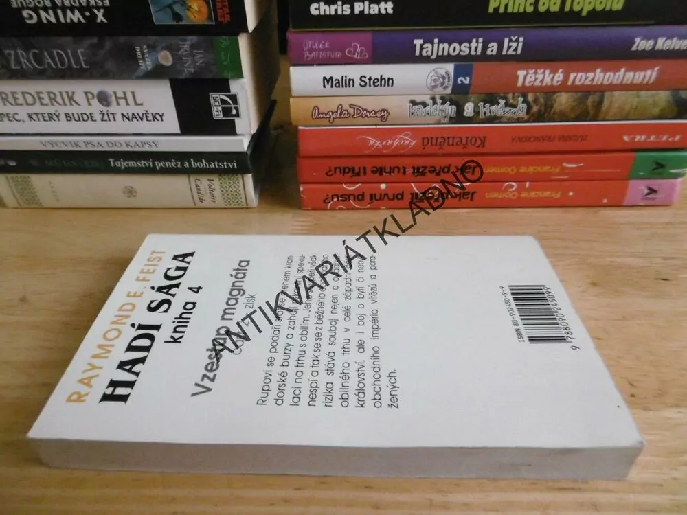 HADÍ SÁGA, VZESTUP MAGNÁTA, ZISK 4, RAYMOND E. FEIST, **an