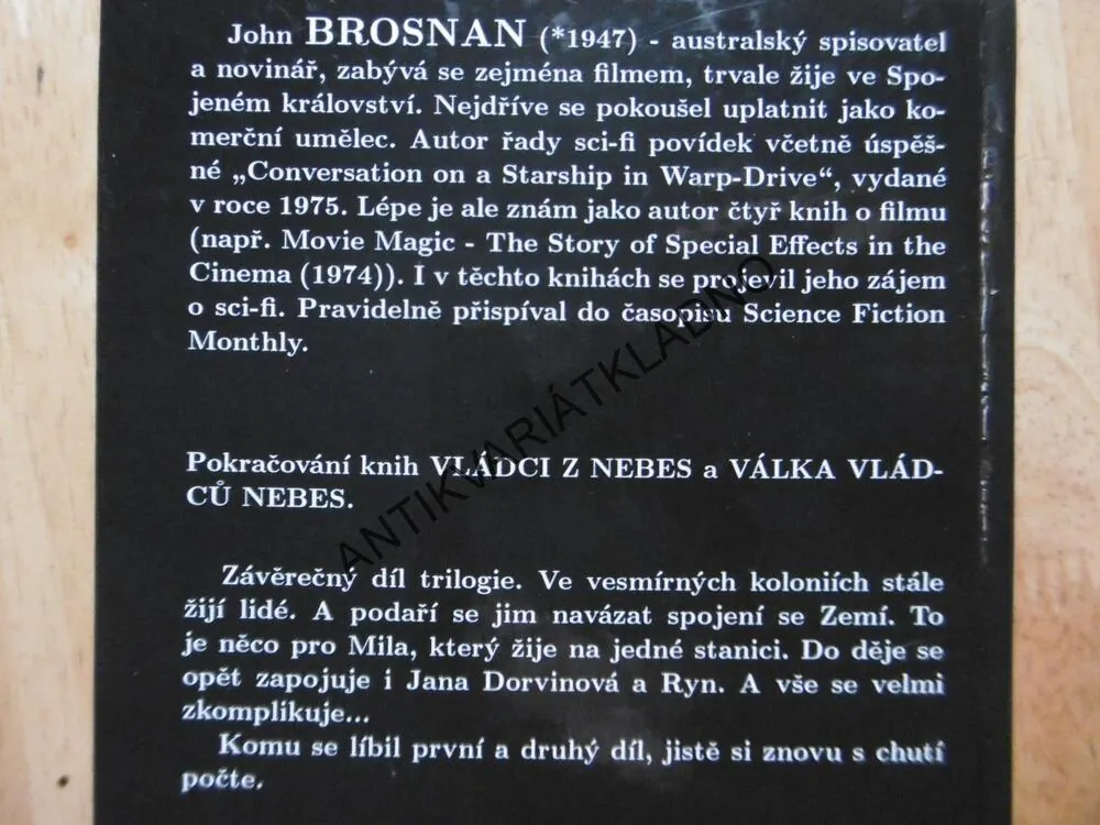 KONEC VLÁDCŮ NEBES, JOHN BROSNAN, **an