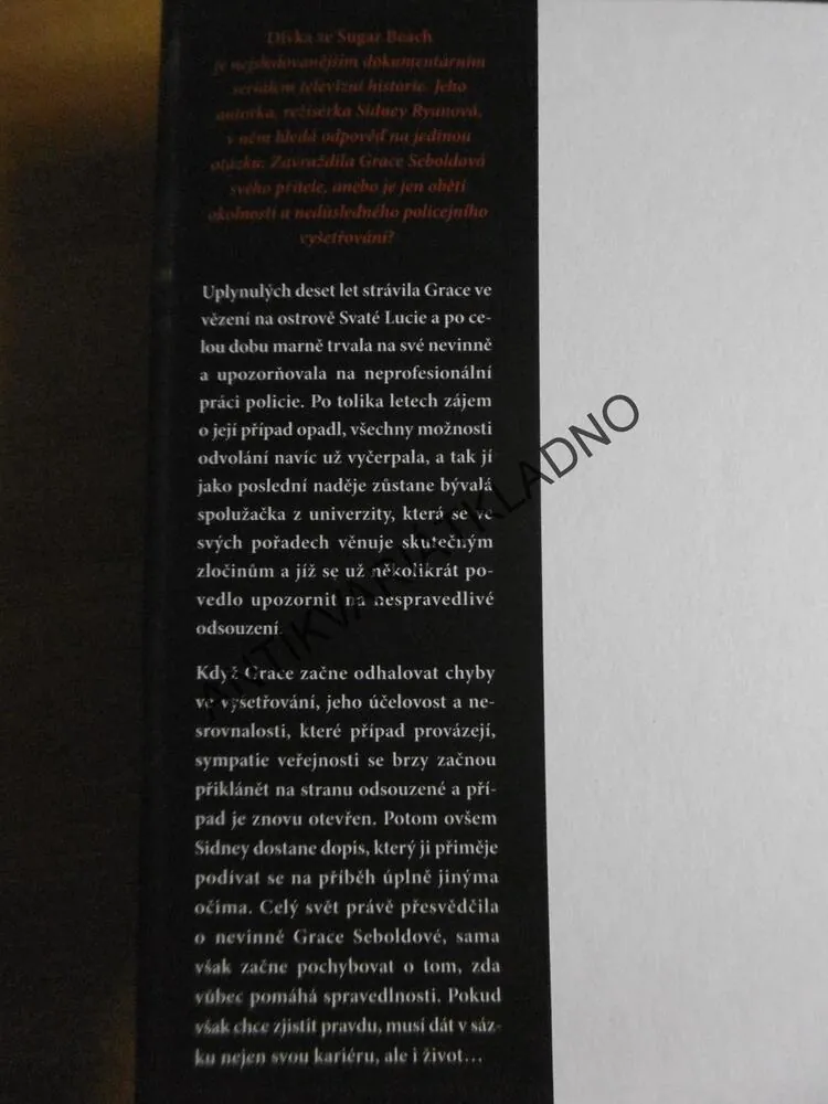 NEVĚŘTE TOMU, CHARLIE DONLEA, **an