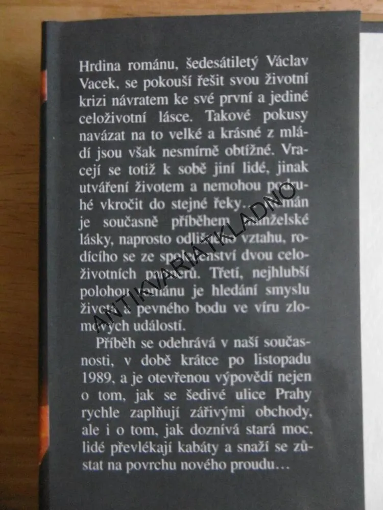 PODZIM V ÚDOLÍ LÁSKY, STANISLAV VÁCHA, **an