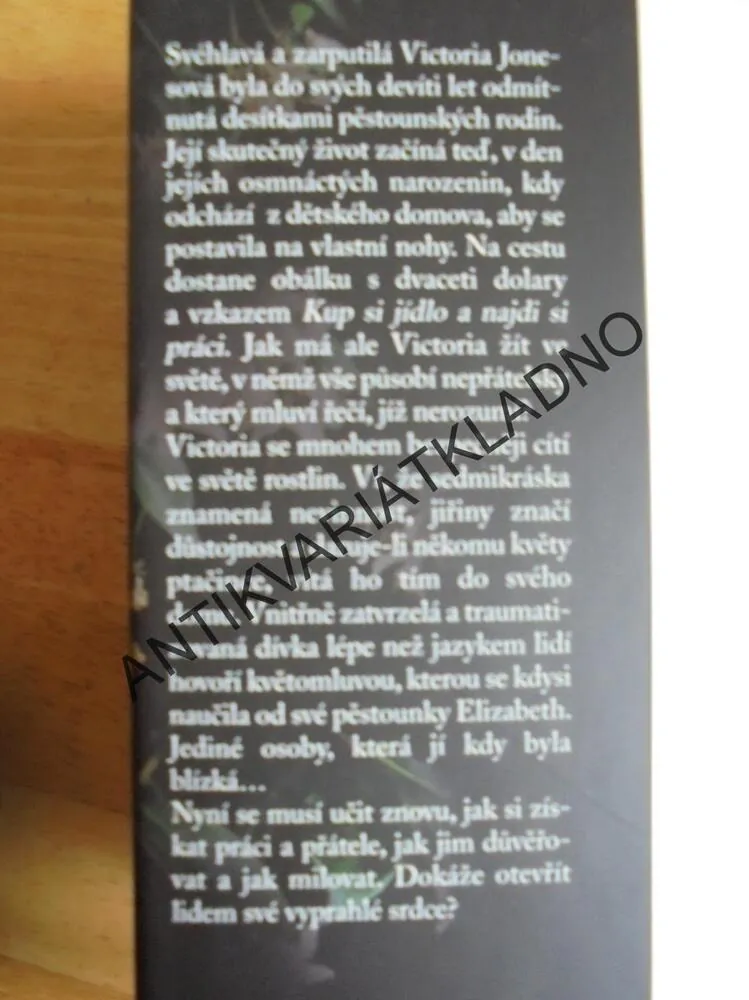 ŘEČ KVĚTŮ, VANESSA DIFFEBAUGHOVÁ, **an