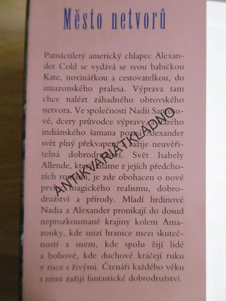 MĚSTO NETVORŮ, ISABEL ALLENDE, **an