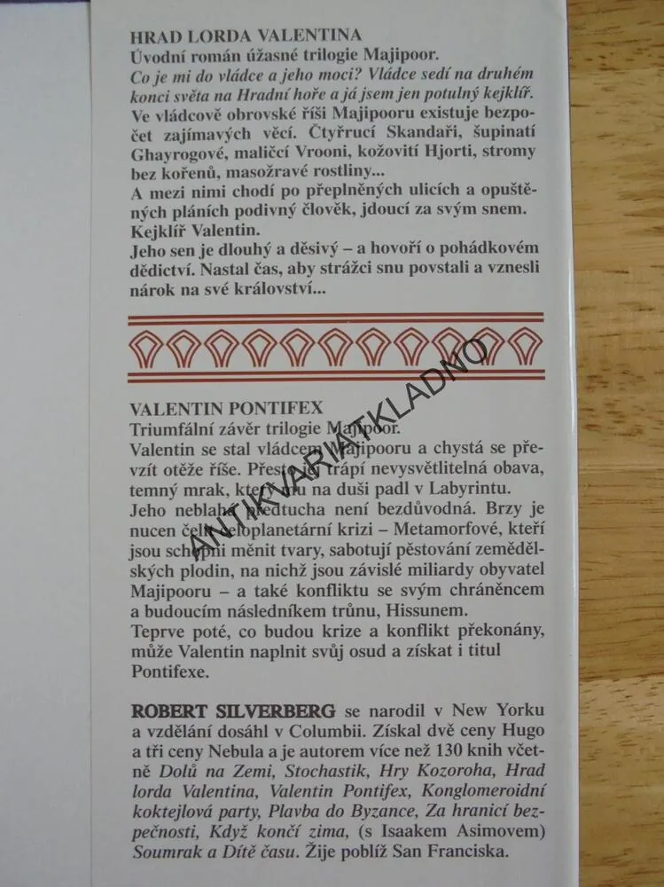 MAJIPORSKÉ KRONIKY, ROBERT SILVERBERG, **an