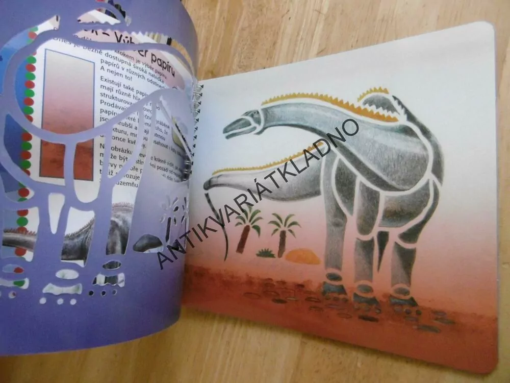 DINOSAUŘI, KNIHA SE ŠABLONAMI, **an
