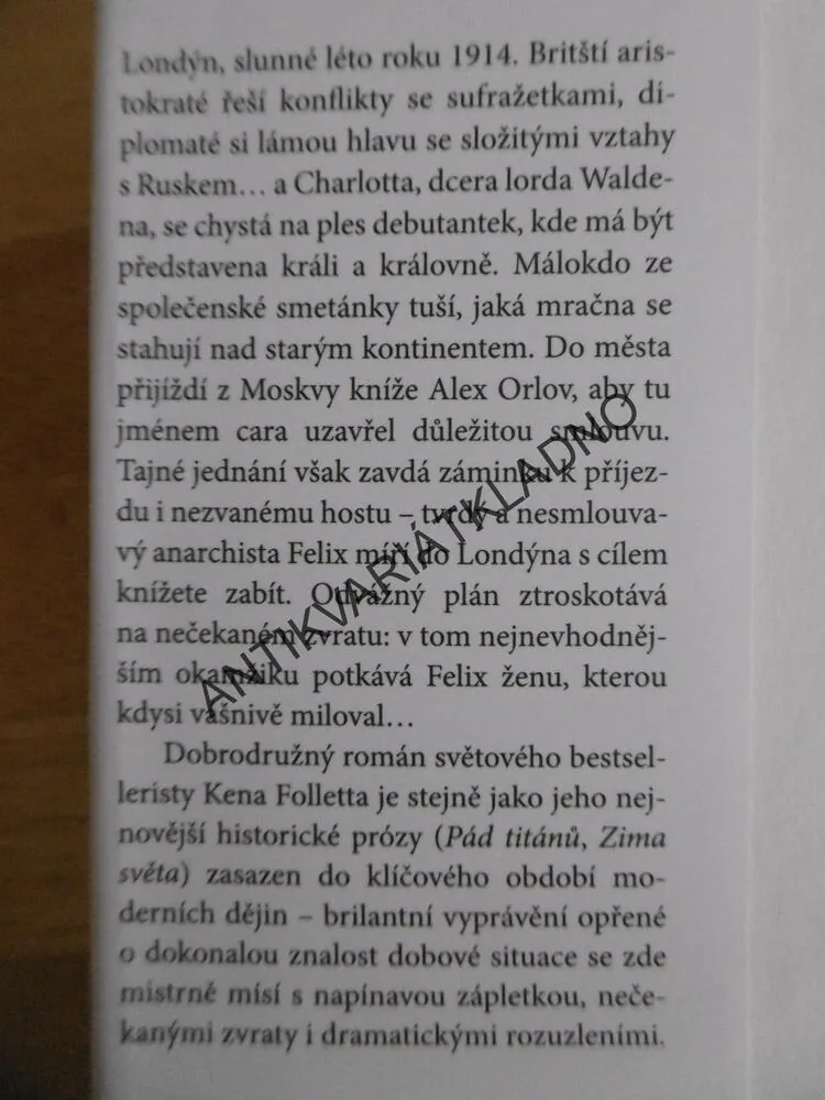 MUŽ S PODIVNOU MINULOSTÍ, KEN FOLLETT, **an