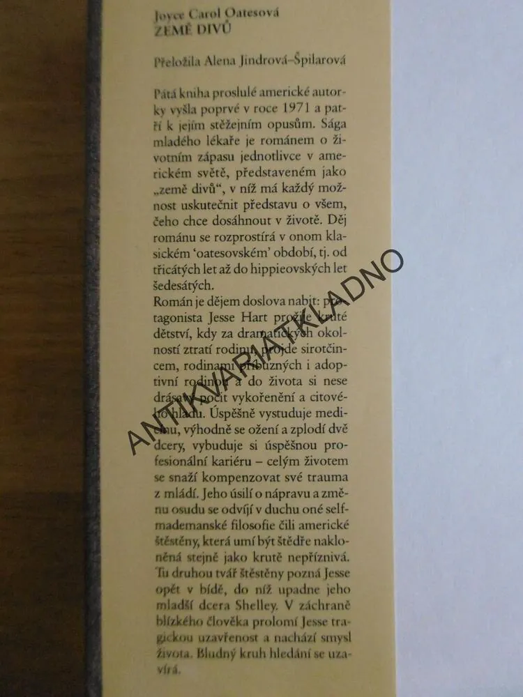ZEMĚ DIVŮ, J.C.OATESOVÁ, **an