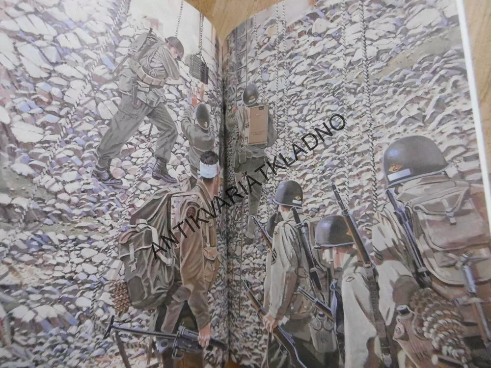DEN D 1944, PLÁŽ OMAHA, VÁLEČNÁ TAŽENÍ, **an