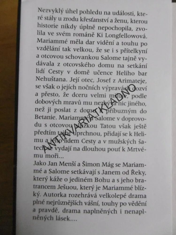 UTAJENÁ MAGDALENA, KI LONGFELLOWOVÁ, **an