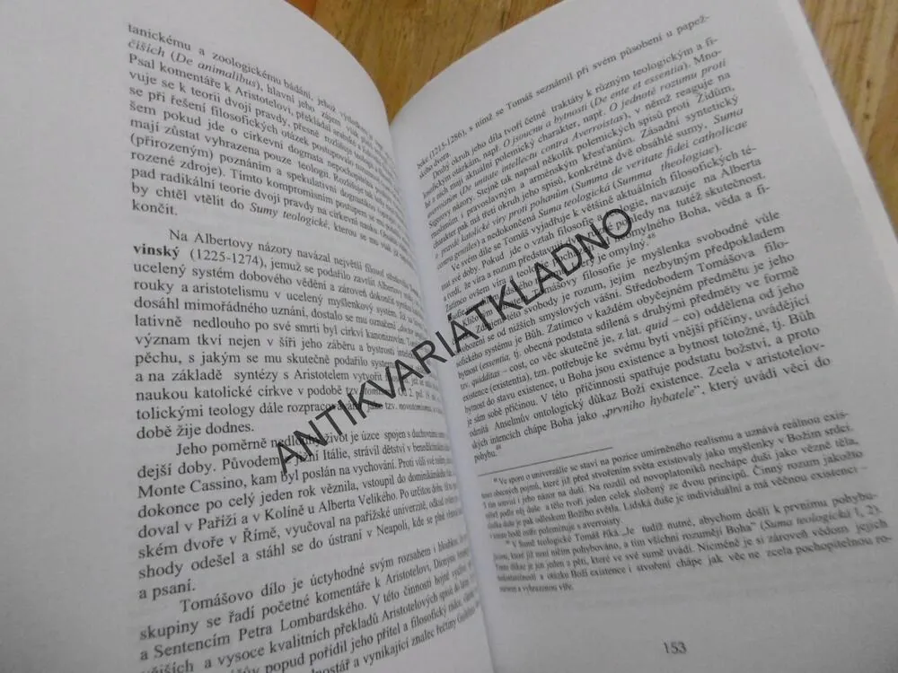 OD ABSTRAKTNÍHO KE KONKRÉTNÍMU, **an