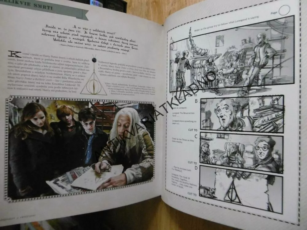 HARRY POTTER, REKVIZITY A ARTEFAKTY, **an