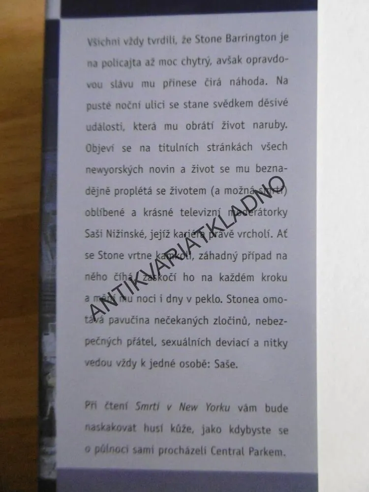 SMRT V NEW YORKU, STUART WOODS, **an