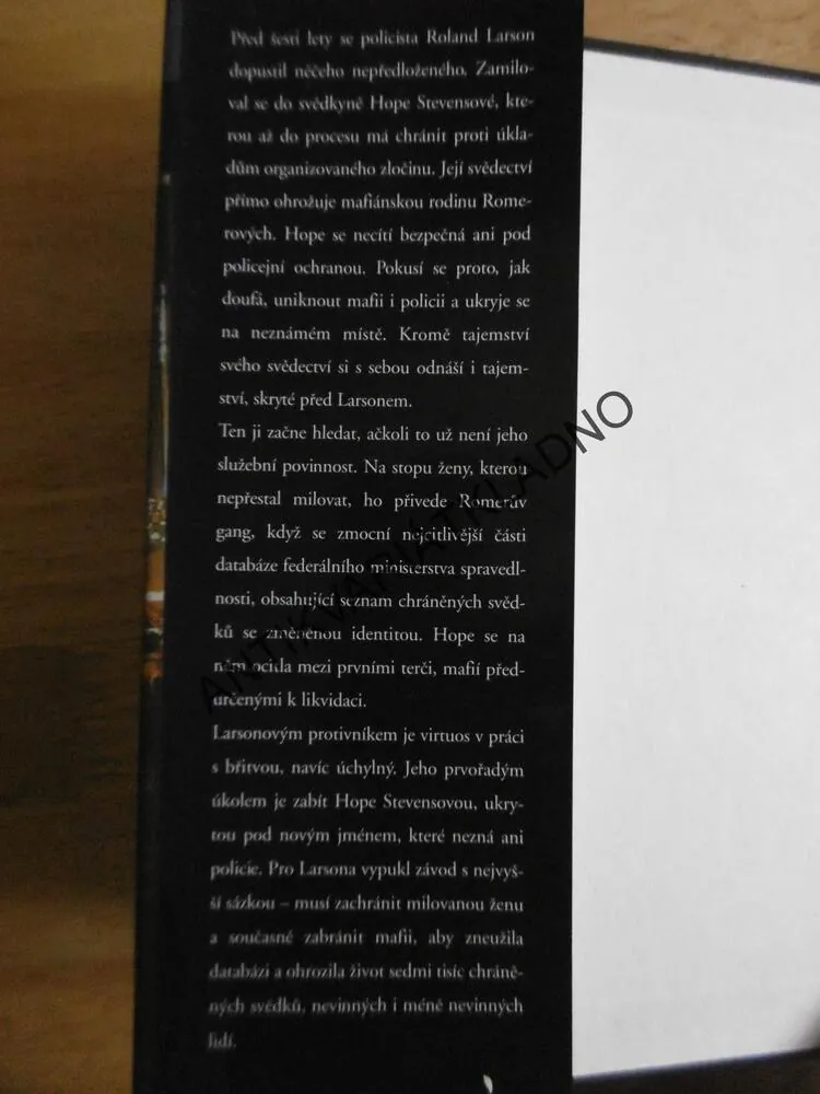 SMRTÍCÍ OSTŘÍ, RIDLEY PEARSON, **an