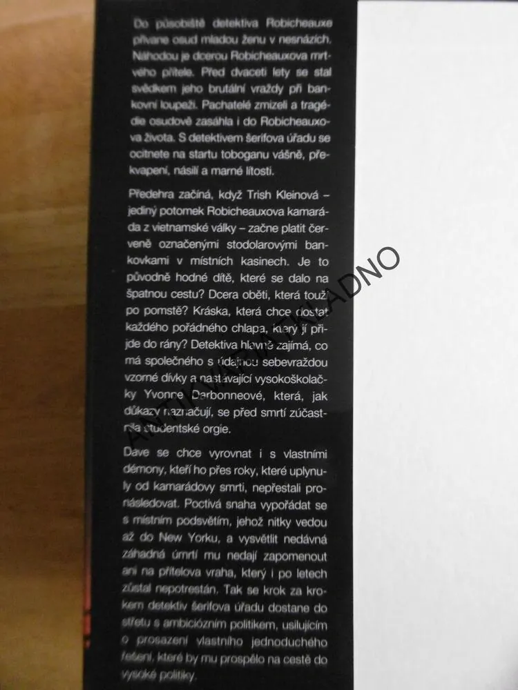 PEGASŮV PÁD, JAMES LEE BURKE, **an