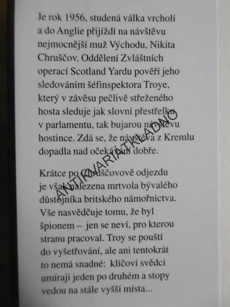 ZLO Z KREMLU, JOHN LAWTON, **an