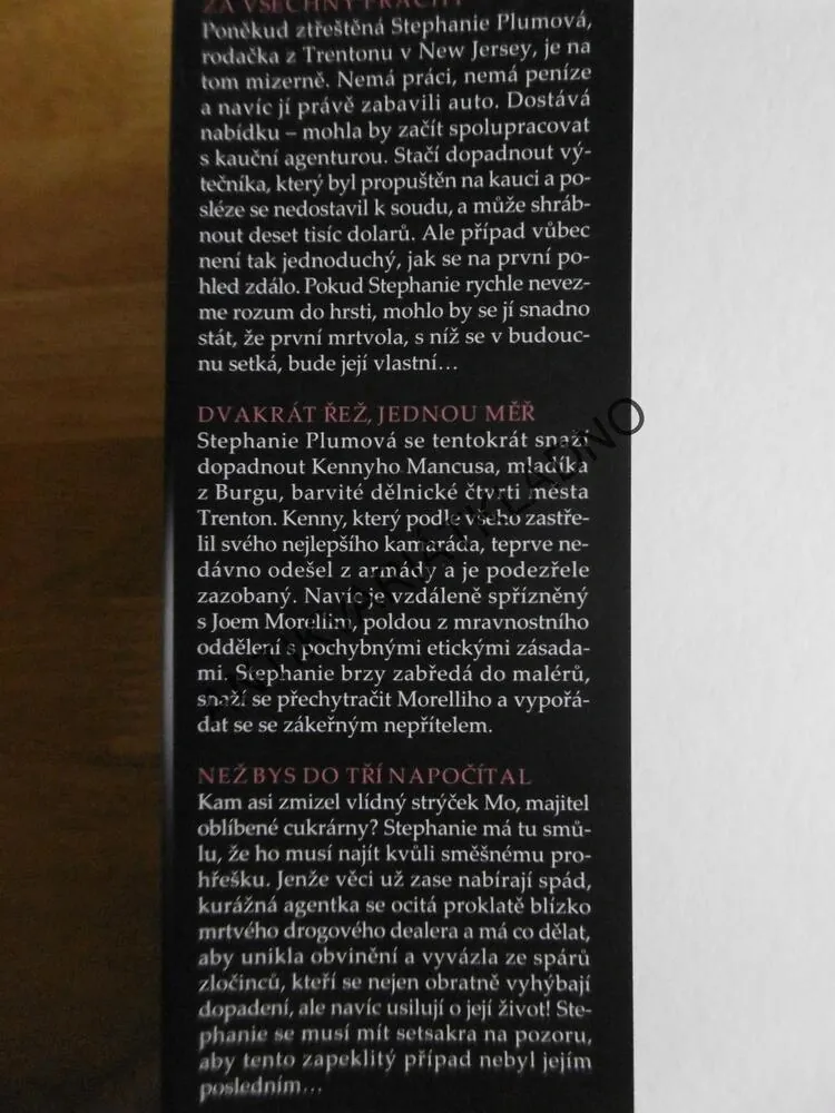 OMNIBUS, ZA VŠECHNY PRACHY, DVAKRÁT ŘEŽ, JEDNOU MĚŘ, NEŽ BYS DO TŘÍ NAPOČÍTAL, JANET EVANOVICH, **an