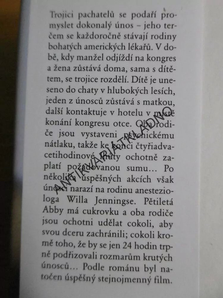 24 HODIN, GREG ILES, **an