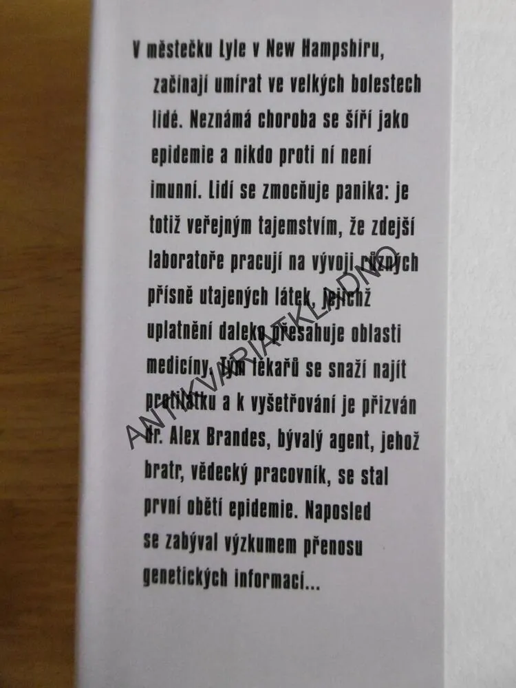 SMRTÍCÍ ÚČINEK VIRU J., JESSE SLATTERY, **an