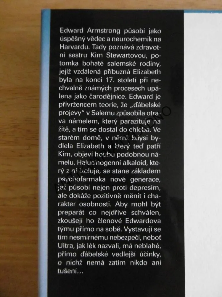 ÚNOSNÉ RIZIKO, ROBIN COOK, **an