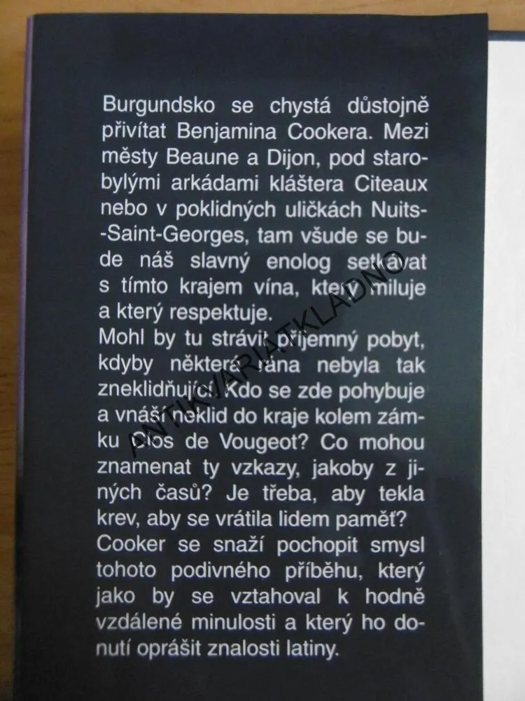 PŘÍZRAKY V COTES DE NUITS, KREV NA VINICI, JEAN-PIERRE ALAUX, NOËL BALEN, **an