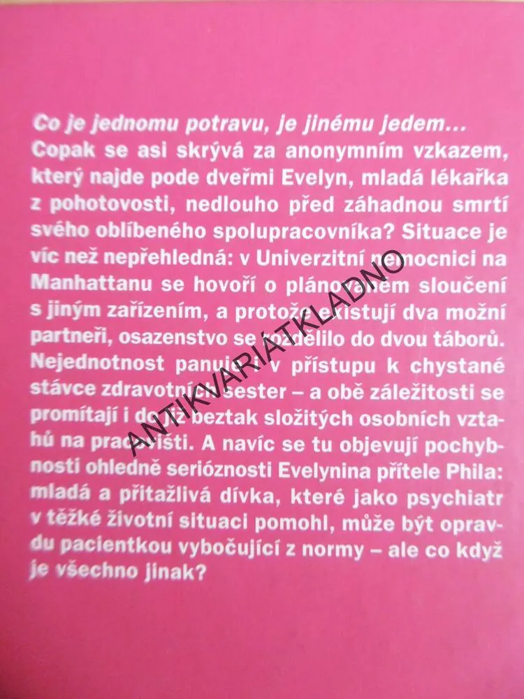 NEPŘIROZENÁ SMRT, LEAH RUTH ROBINSONOVÁ, **an