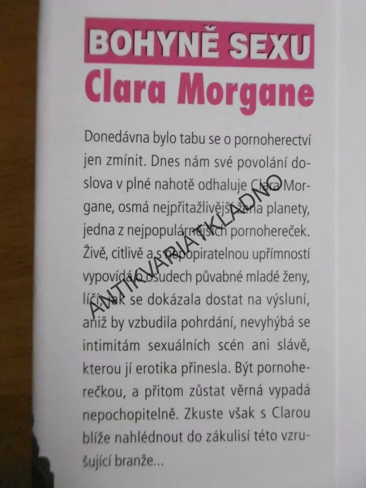 BOHYNĚ SEXU, CLARA MORGAN, **an