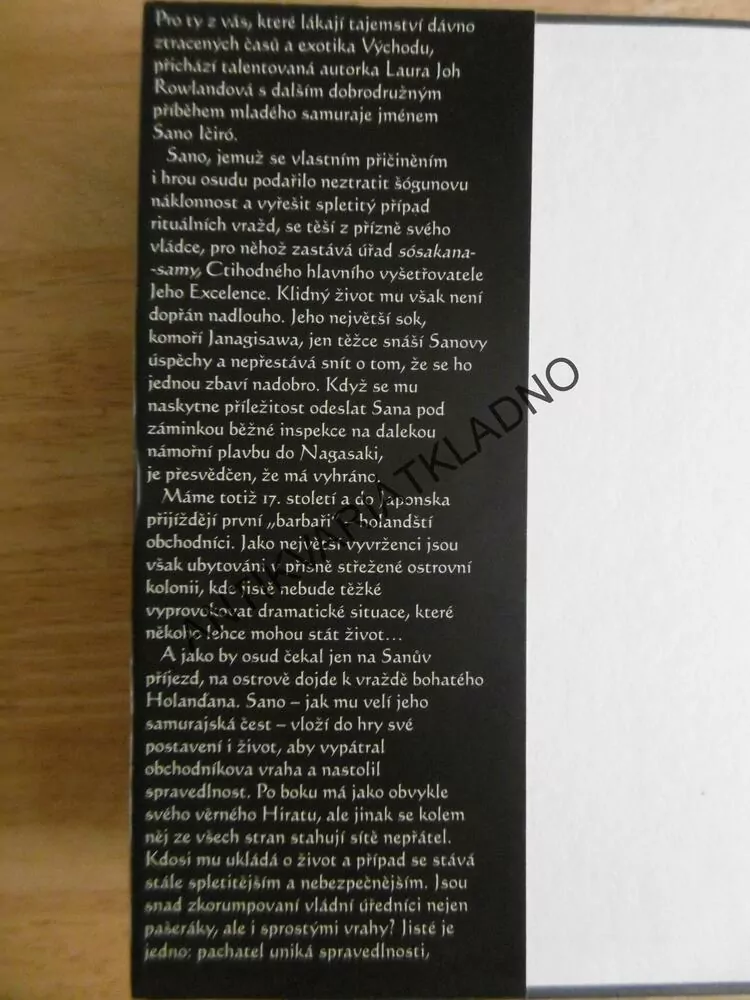 CESTA ZRADY, LAURA JOH ROWLANDOVÁ, **an