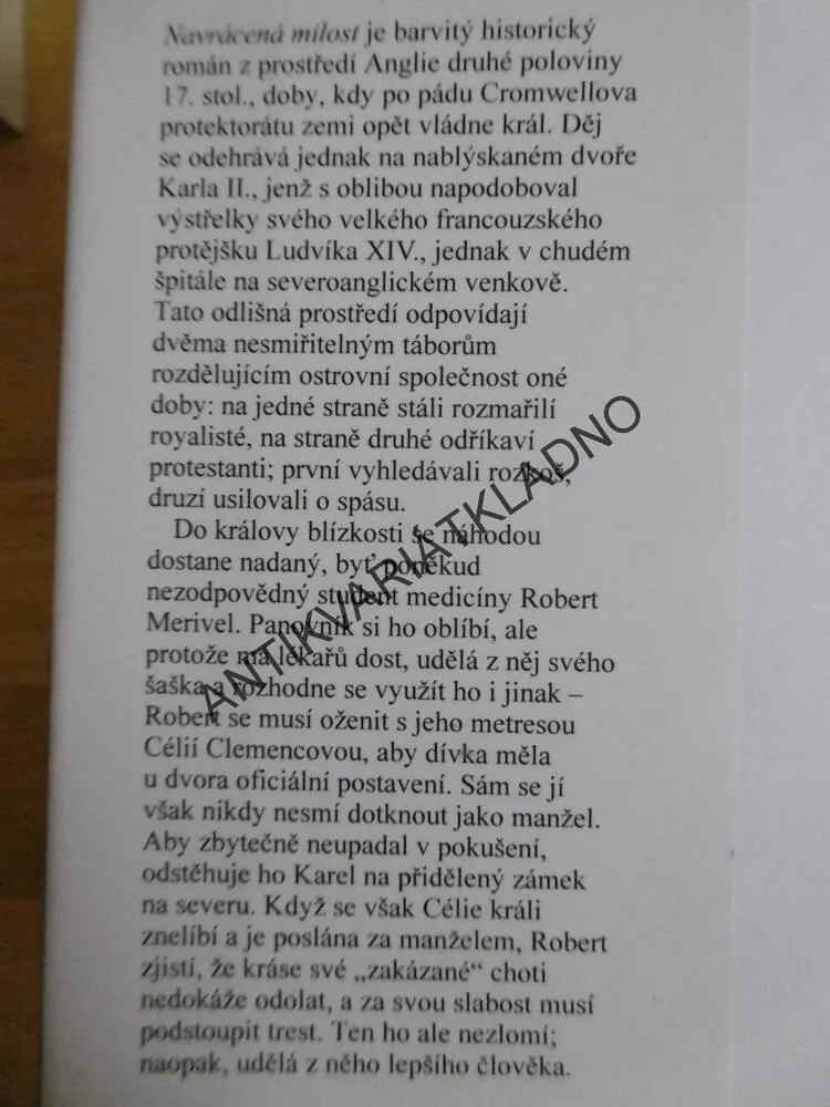 NAVRÁCENÁ MILOST, ROSE TREMAINOVÁ, **an
