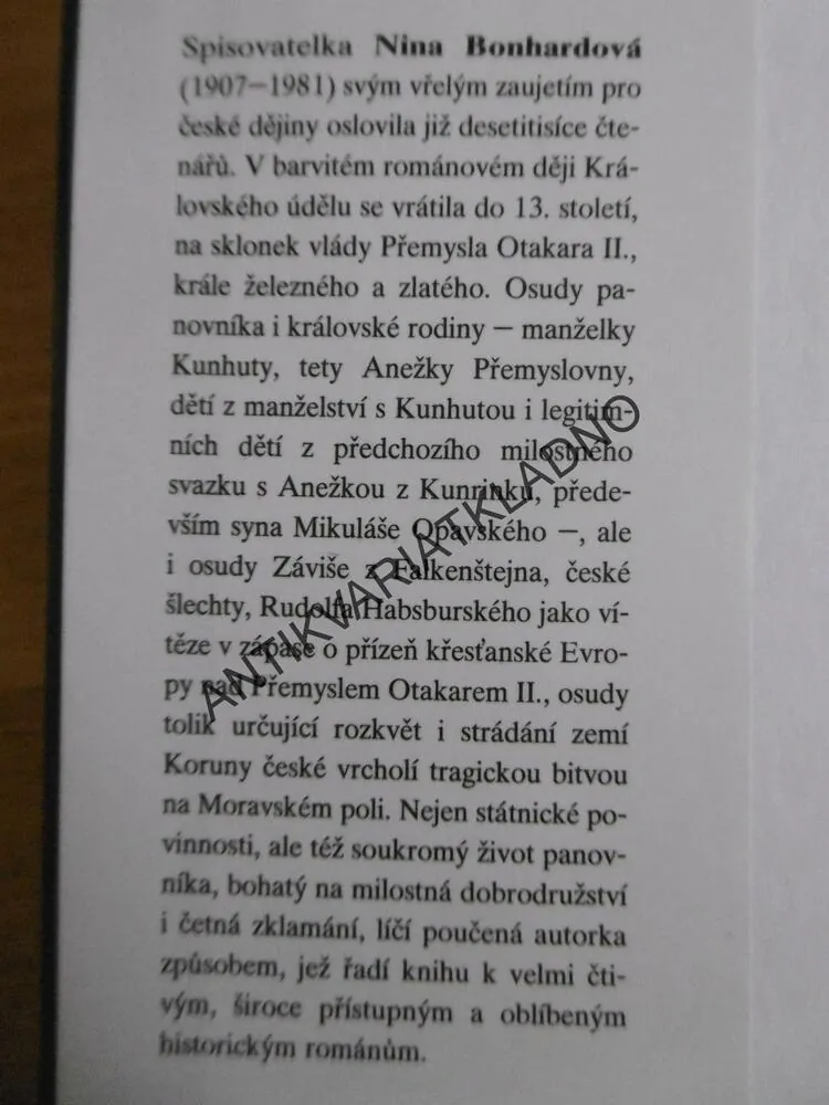 KRÁLOVSKÝ ÚDĚL, NINA BONHARDOVÁ, **an