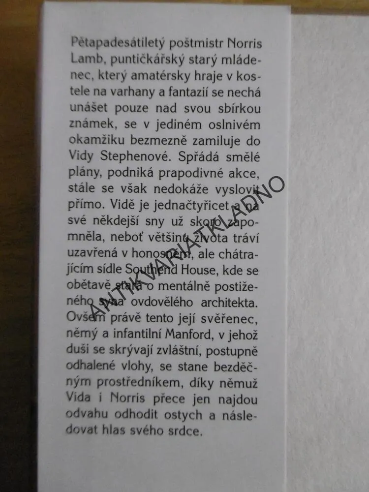 ZAMILOVANÝ POŠTMISTR, CARRIE BROWNOVÁ, **an