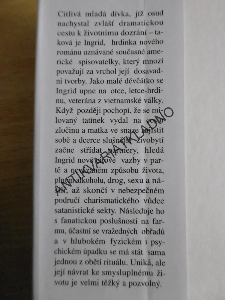ZBĚSILOST, JOYCE CAROL OATESOVÁ, **an