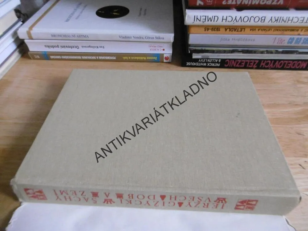 ŠACHY VŠECH DOB A ZEMÍ, JERZY GIŽYCKI, **an