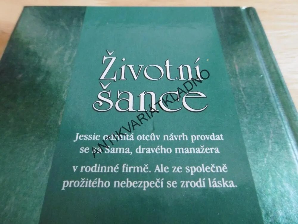 ŽIVOTNÍ ŠANCE, JAYNE ANN KRENTZOVÁ, **an