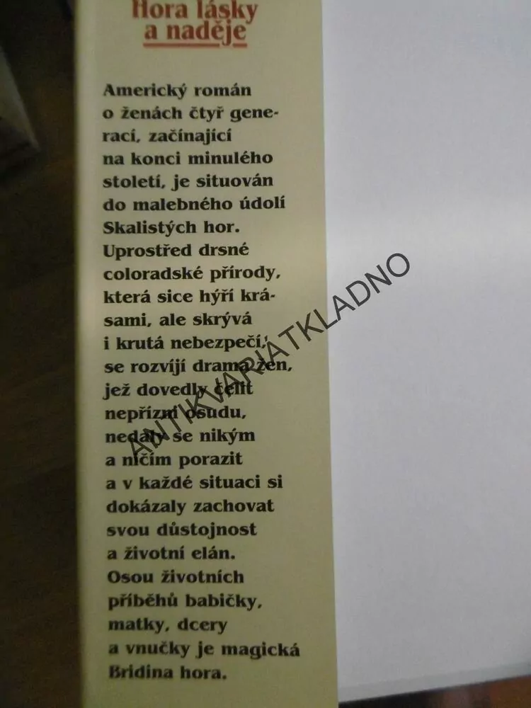 HORA LÁSKY A NADĚJE, YVONNE ADAMSONOVÁ, **an