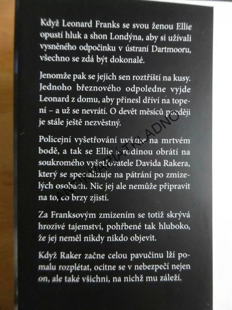 BEZ SLITOVÁNÍ, TIM WEAVER, **an