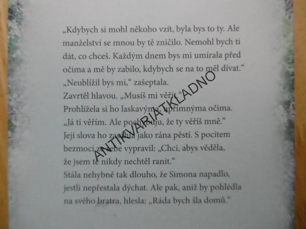 VÉVODA A JÁ, JULIA QUINNOVÁ, **an